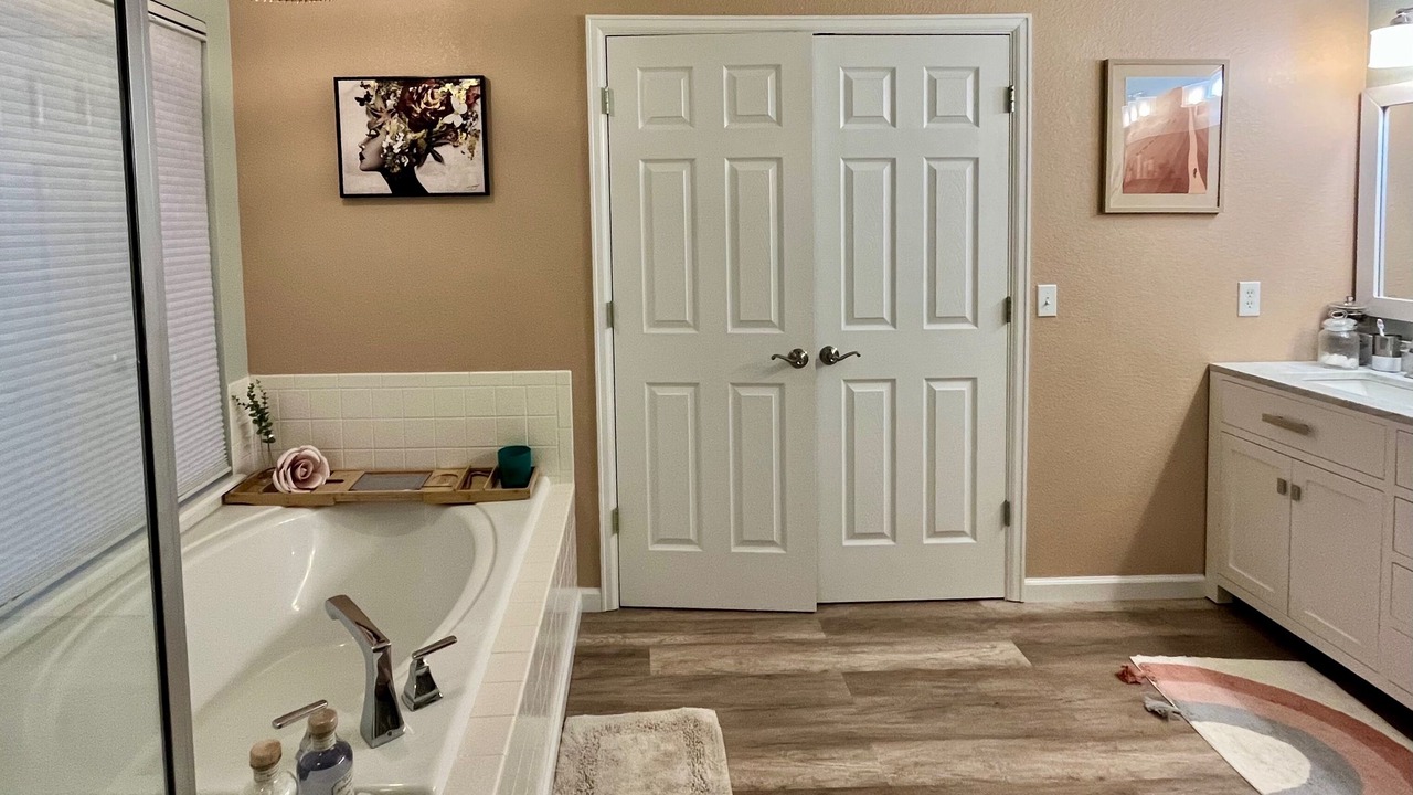 Photo of Bathroom in Gleneagle