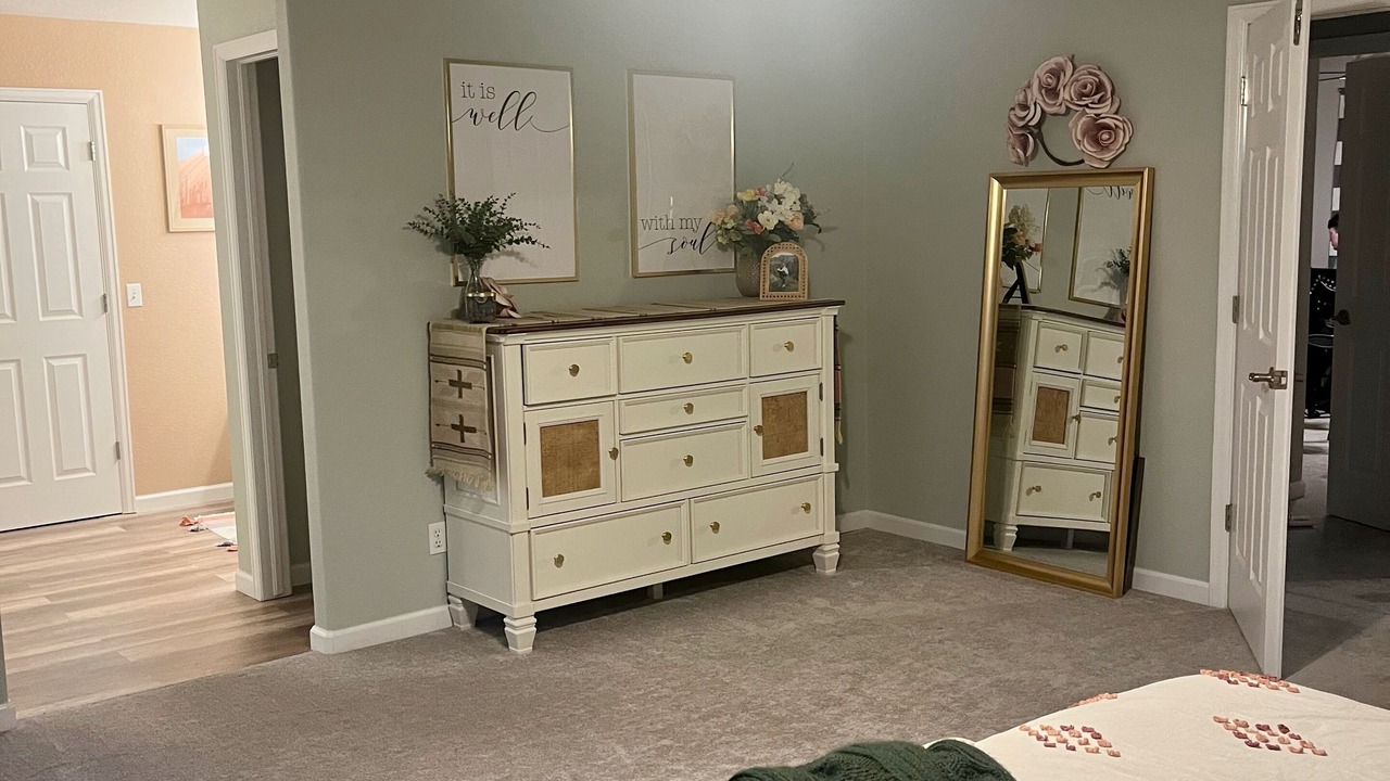 Photo of Bedroom in Gleneagle
