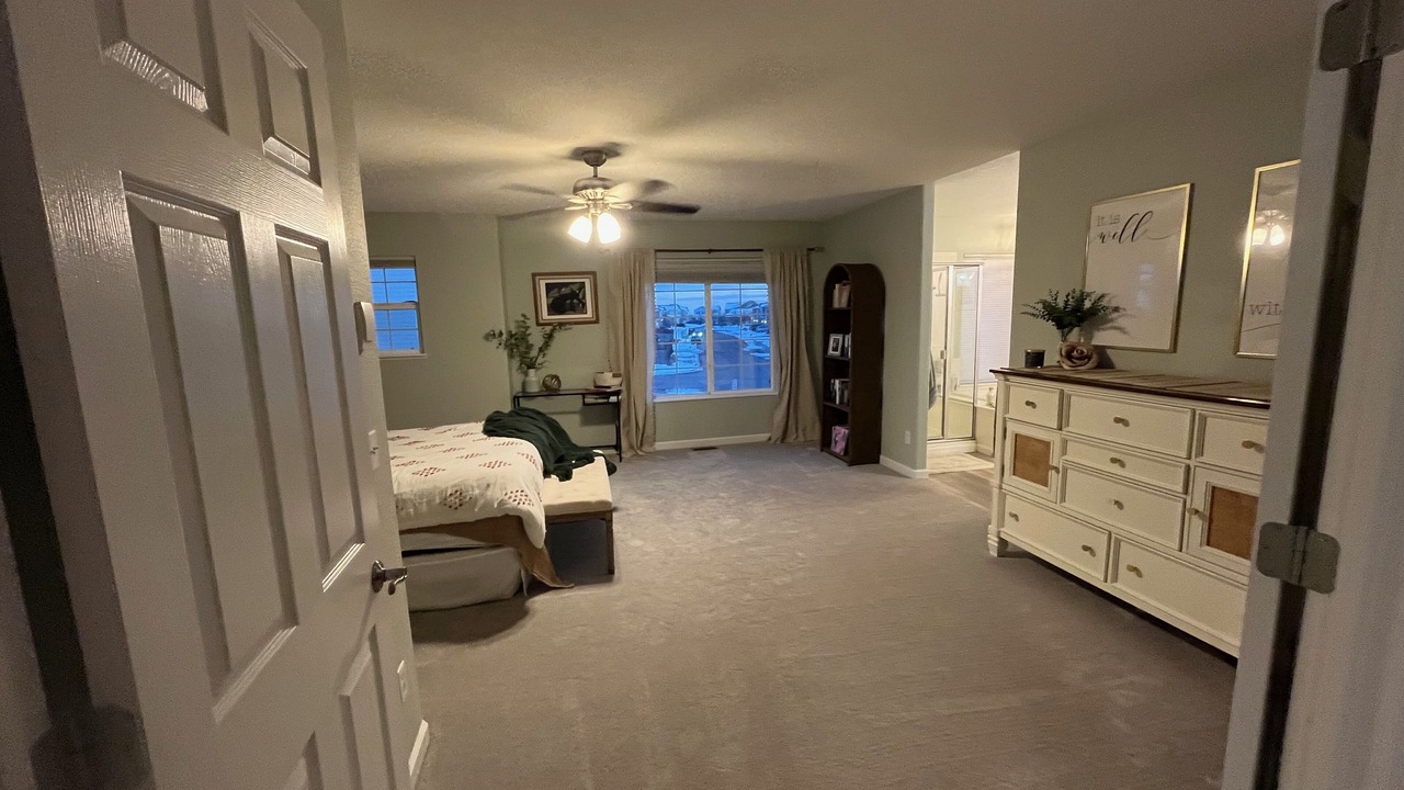 Photo of Bedroom in Gleneagle