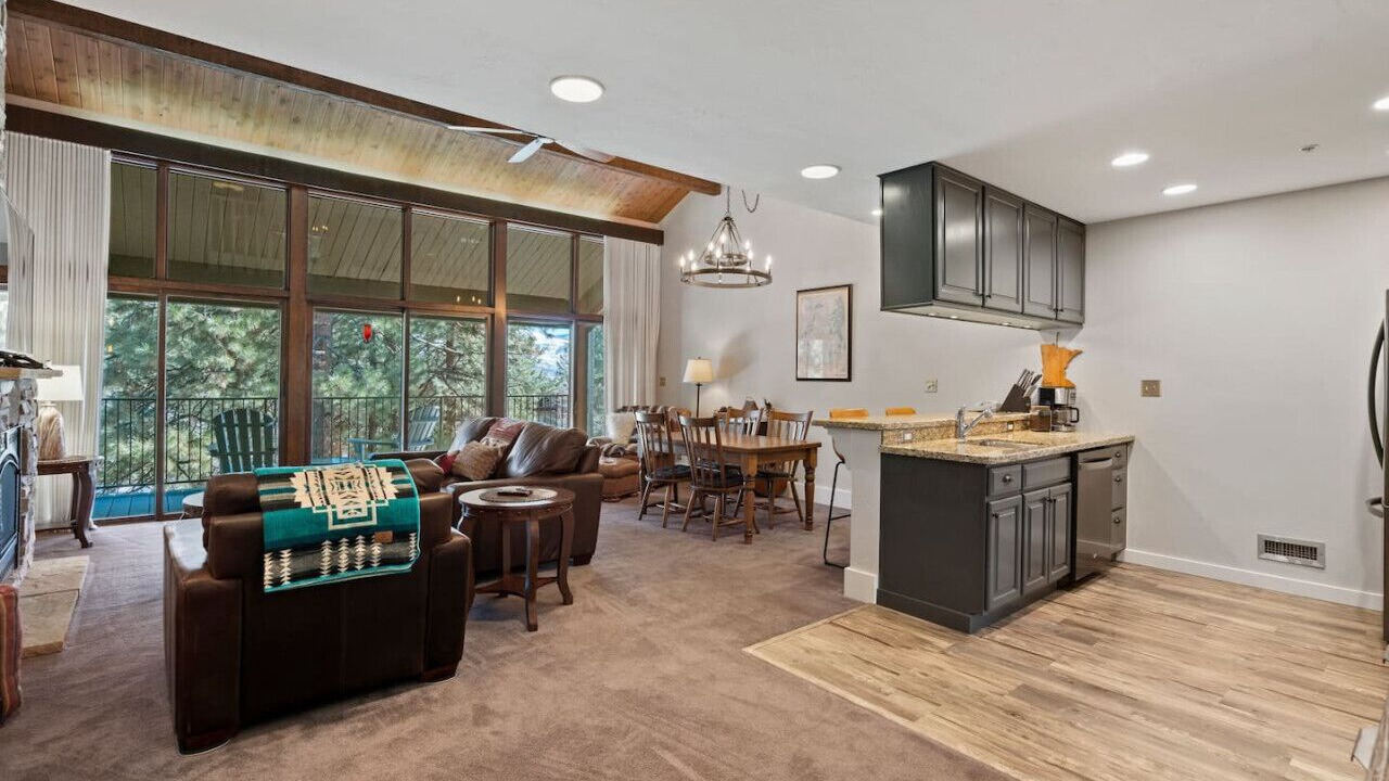 Photo of Livingroom in Purgatory