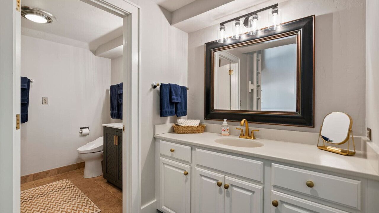 Photo of Bathroom in Purgatory