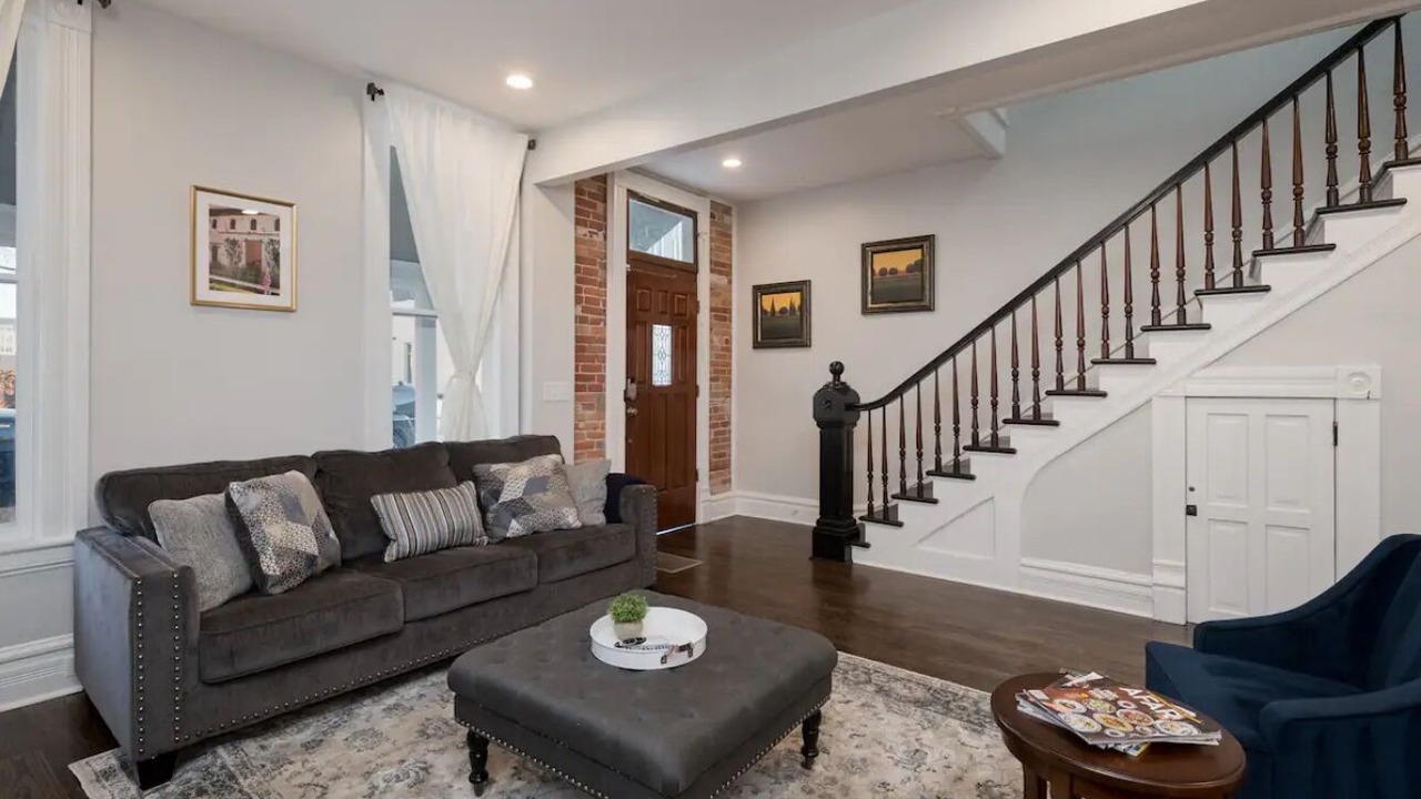 Photo of Livingroom in Five Points