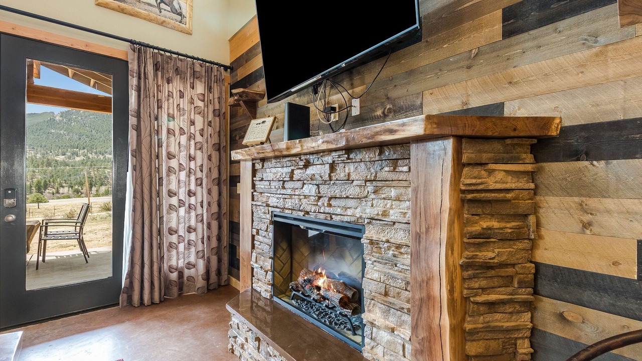 Photo of Livingroom in Estes Park