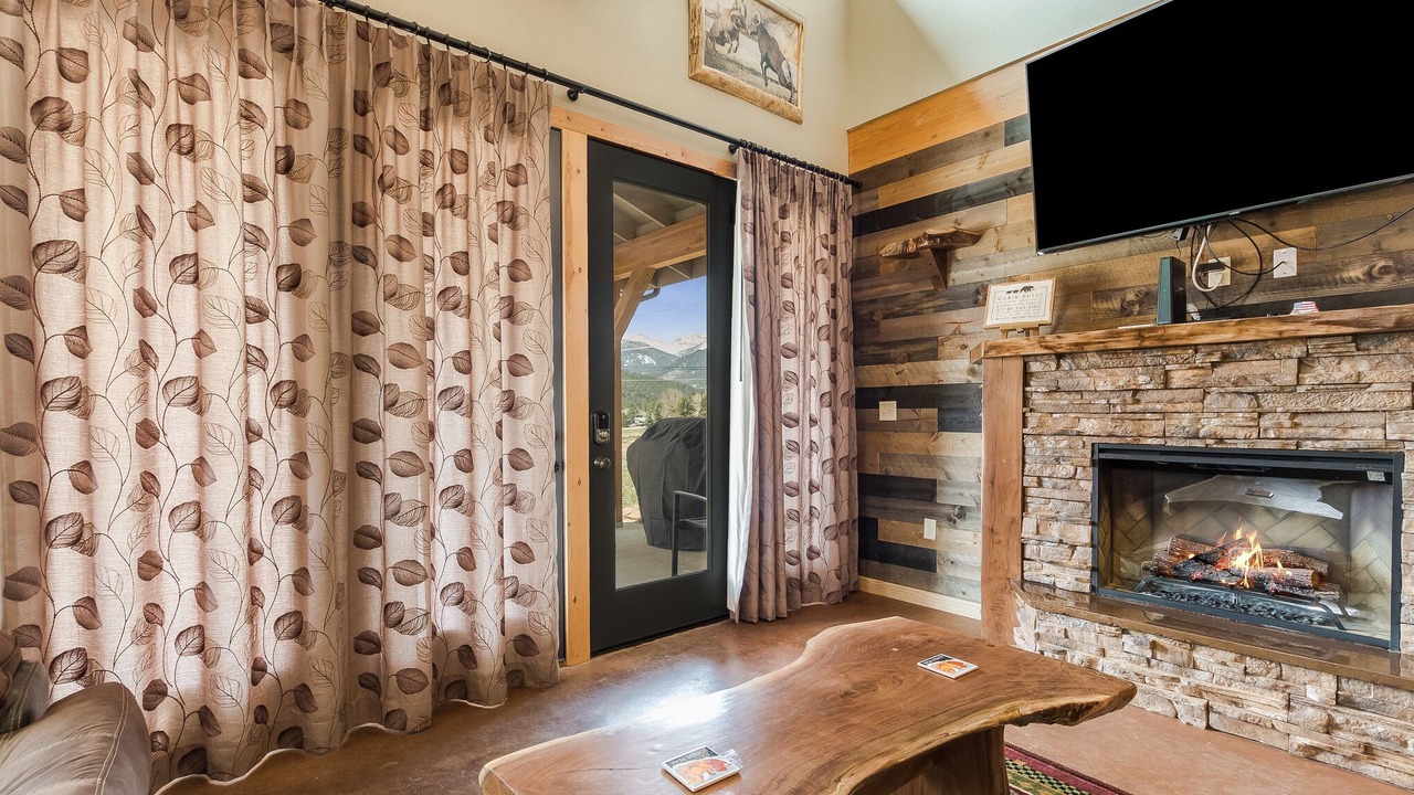 Photo of Livingroom in Estes Park