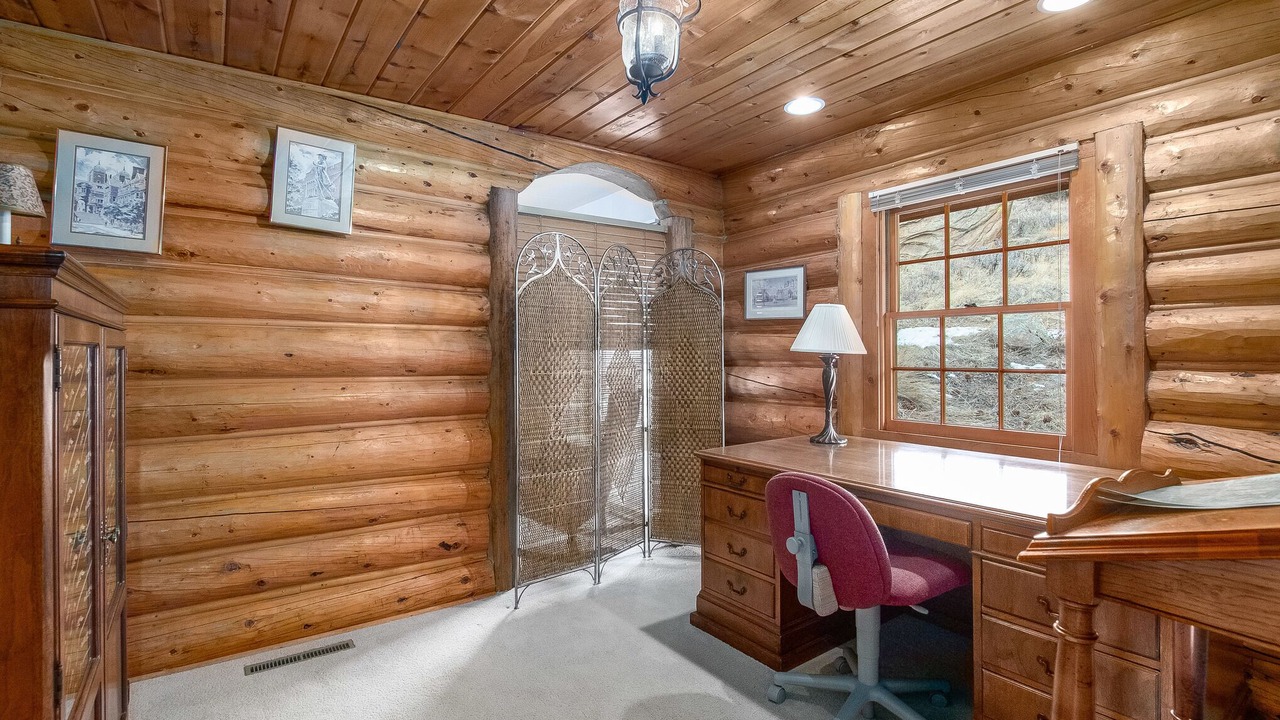 Photo of Bedroom in Estes Park