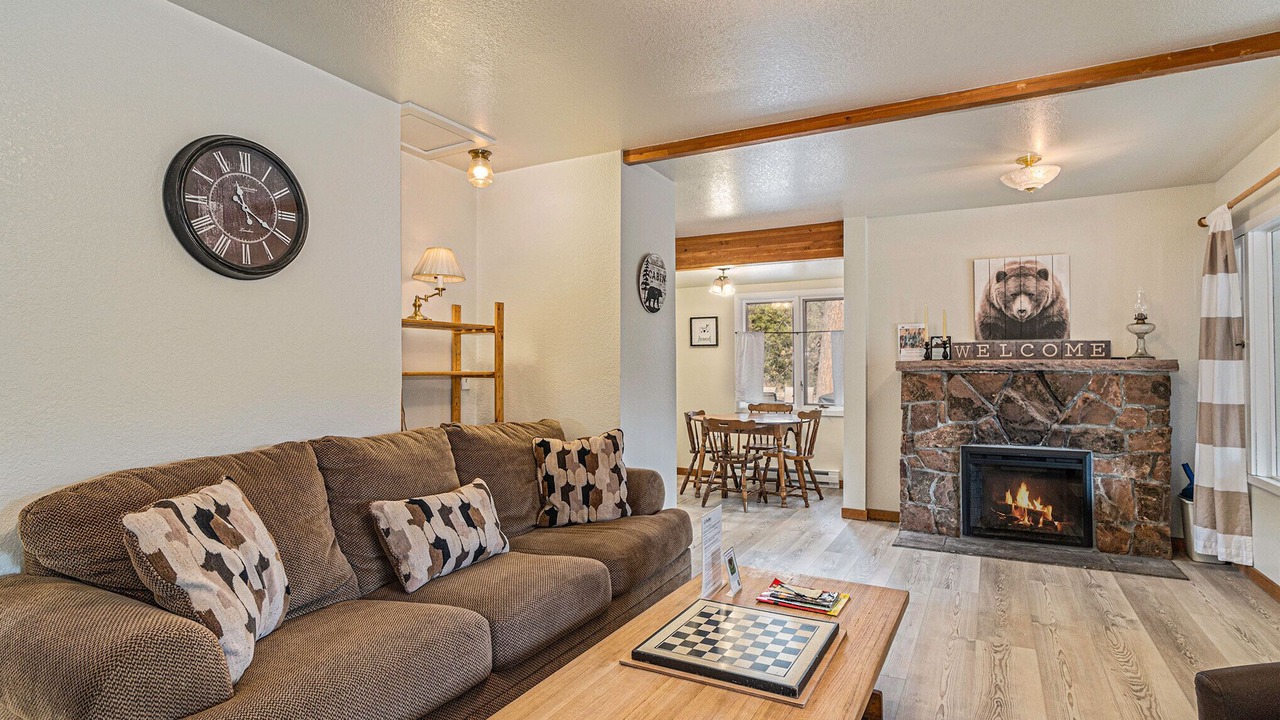 Photo of Livingroom in Estes Park