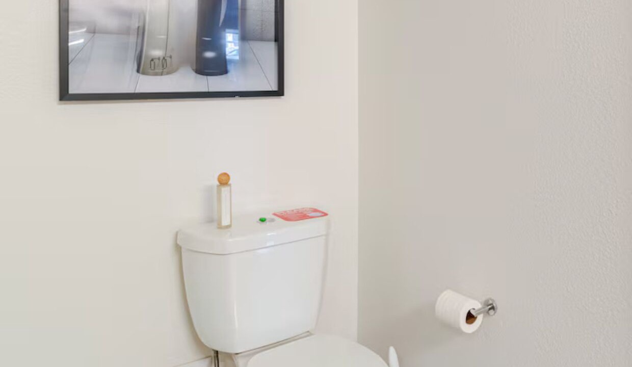 Photo of Bathroom in West Colfax
