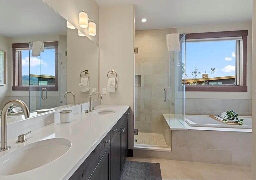 Photo of Bathroom in Silverthorne