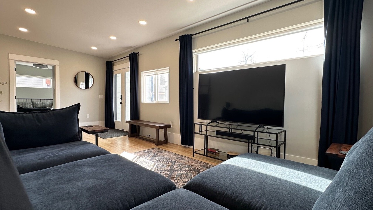 Photo of Livingroom in Berkeley