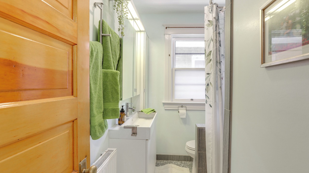 Photo of Bathroom in City Park