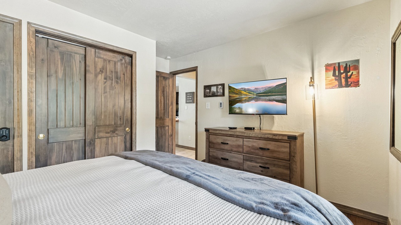 Photo of Bedroom in Warrior's Mark