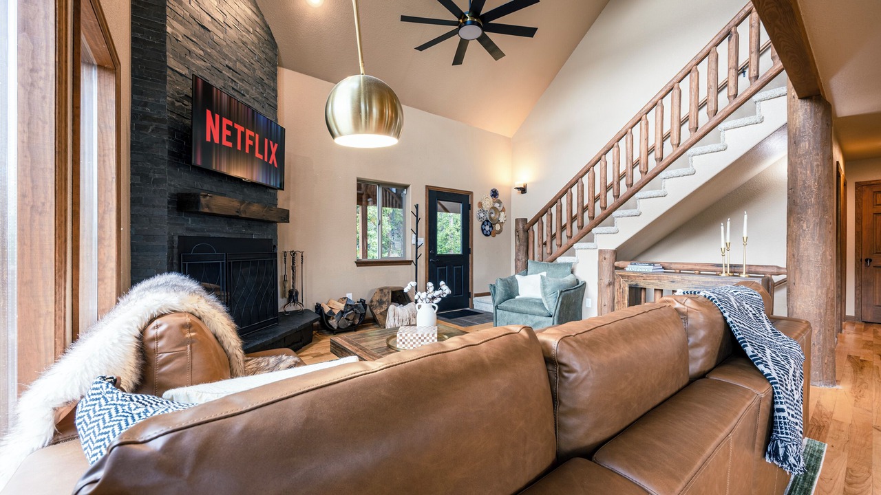 Photo of Livingroom in Valley of the Sun