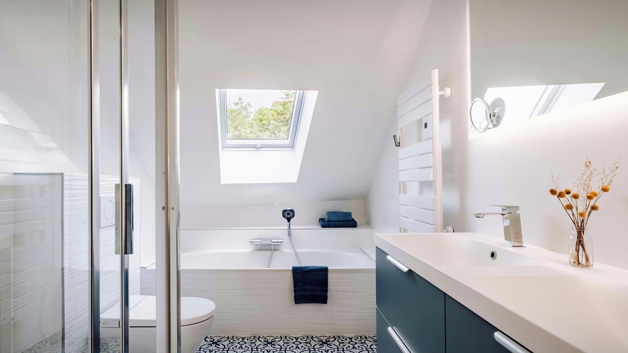 Photo of Bedroom in Menthon-Saint-Bernard