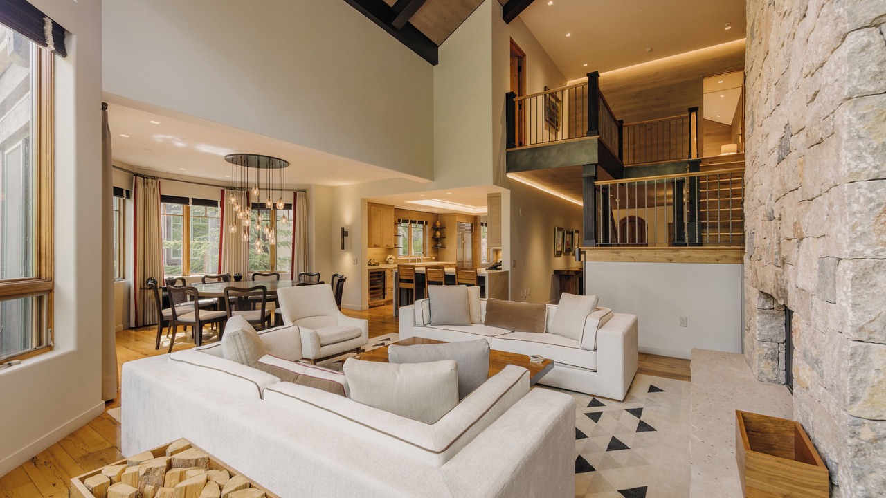 Photo of Livingroom in Vail