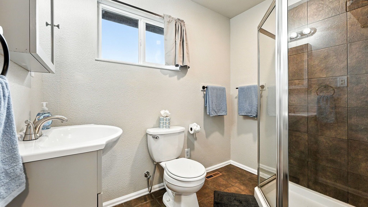 Photo of Bathroom in Larkspur