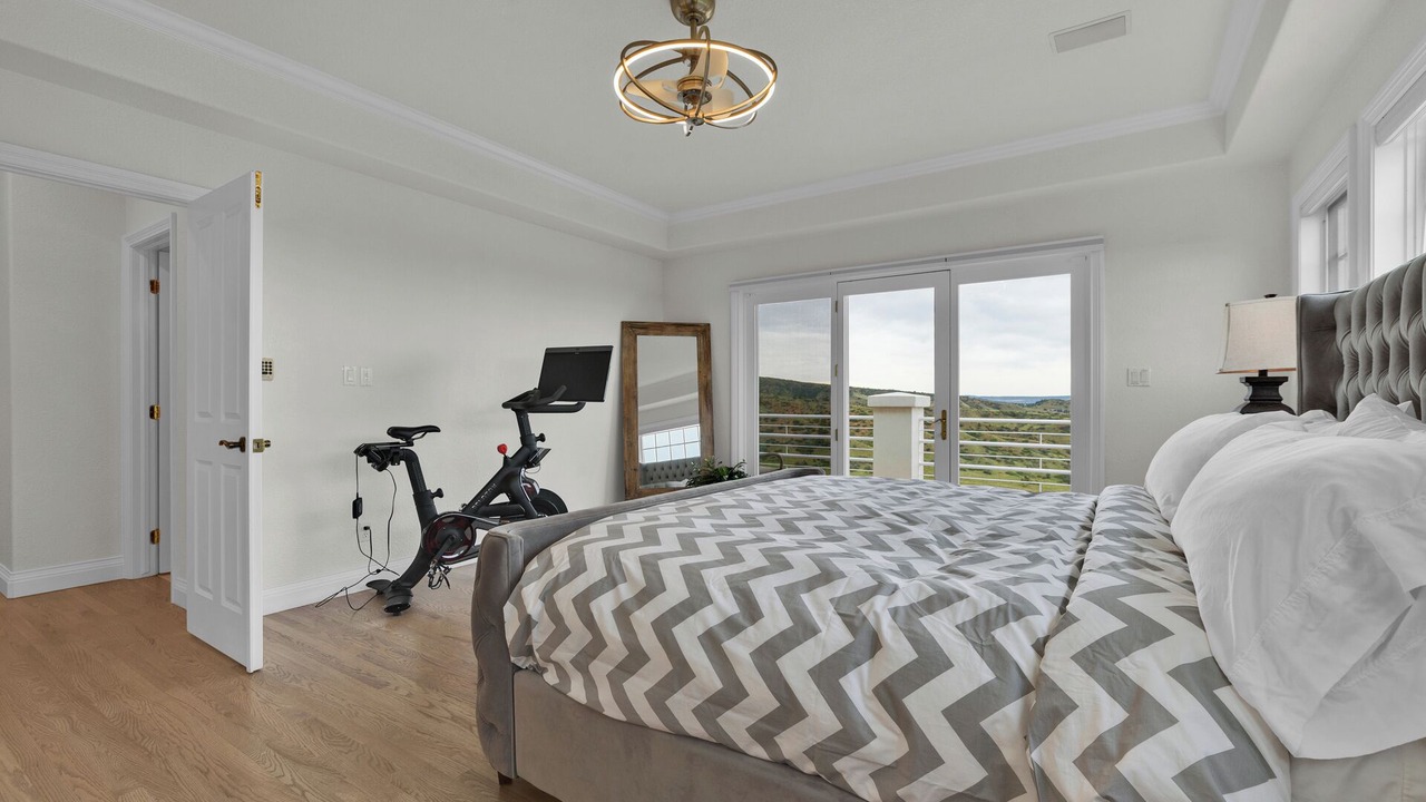 Photo of Bedroom in Mountain Shadows