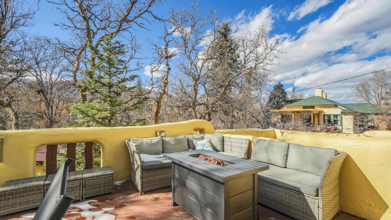 Photo of Outdoor in Broadmoor