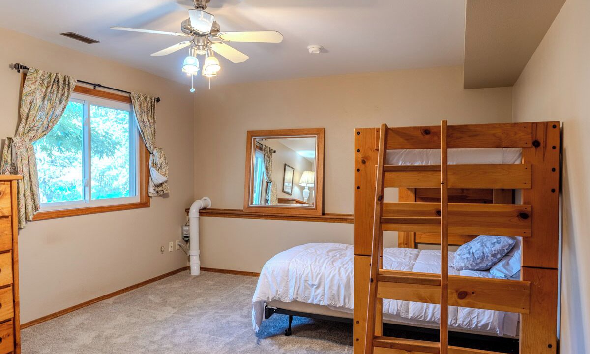 Photo of Bedroom in Northwest Colorado Springs