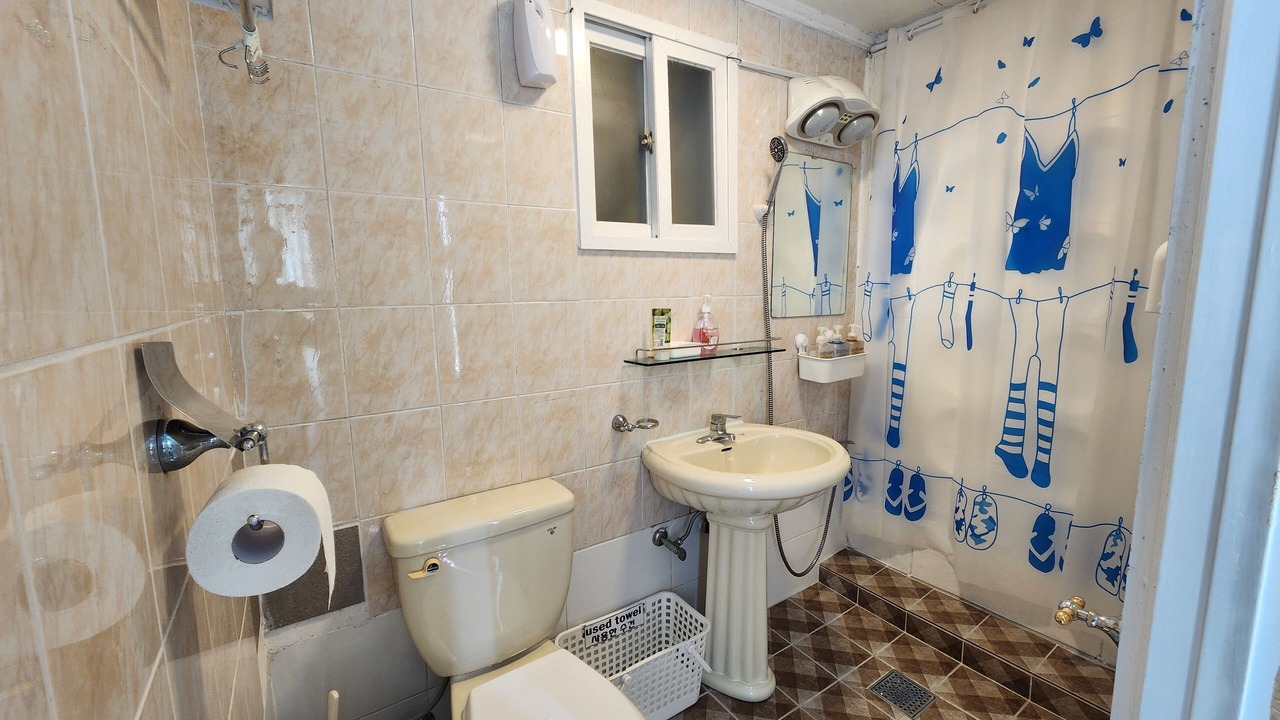 Photo of Bathroom in Jung-gu