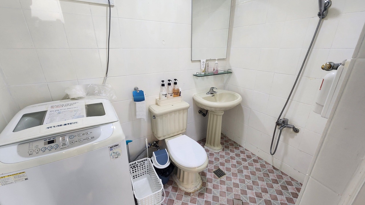 Photo of Bathroom in Jung-gu