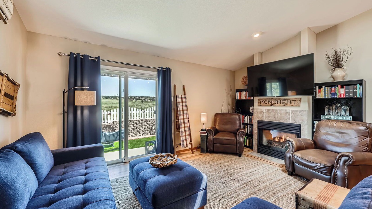 Photo of Livingroom in Monument