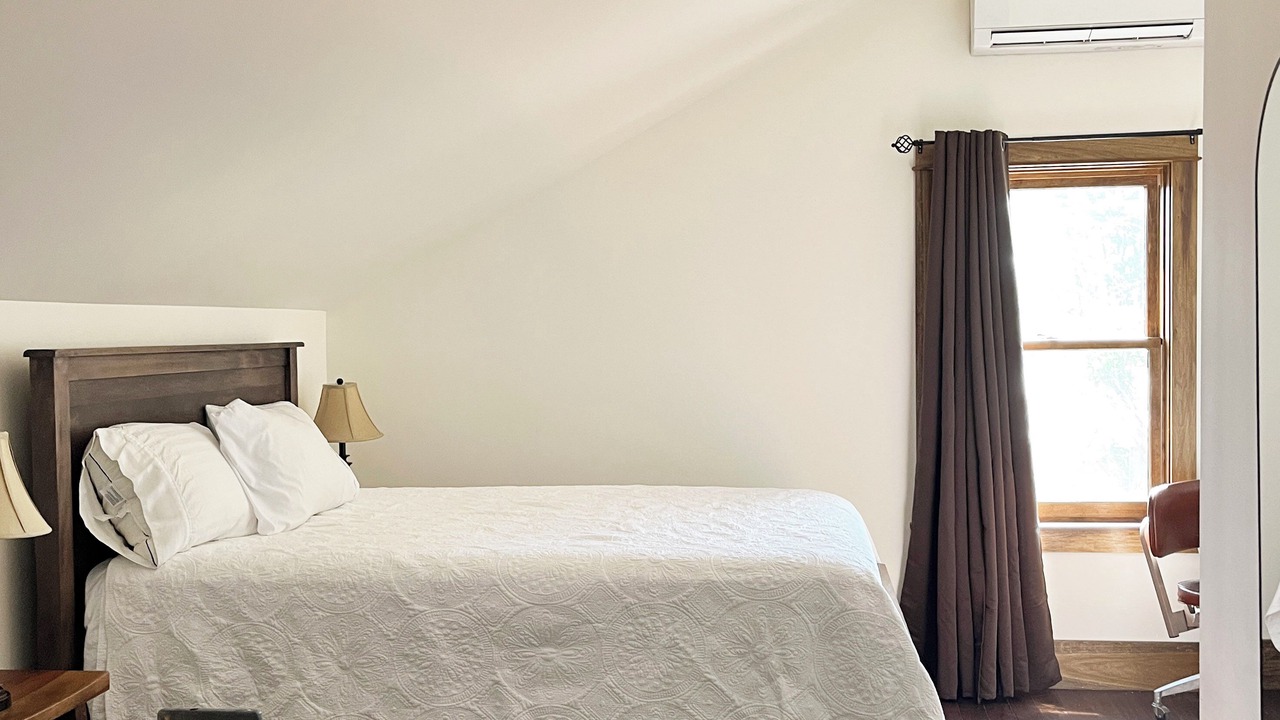 Photo of Bedroom in Highland