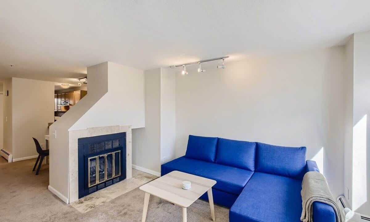 Photo of Livingroom in Whittier