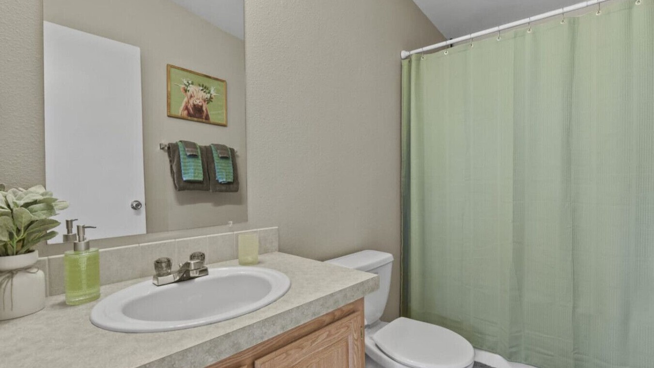 Photo of Bathroom in Divide