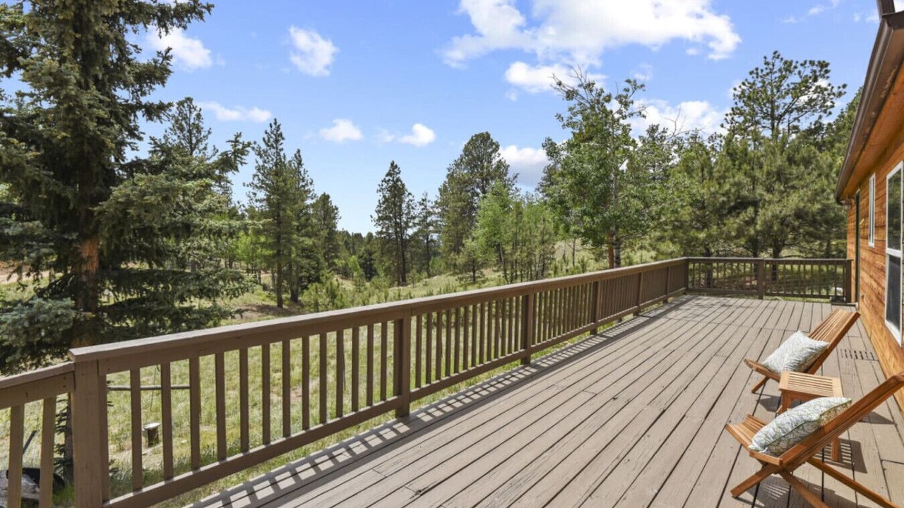 Photo of Patio Balcony in Divide