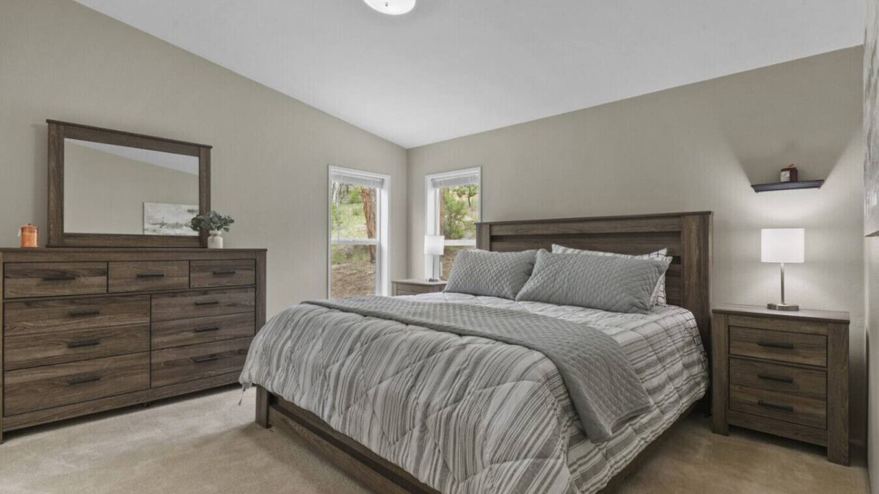 Photo of Bedroom in Divide