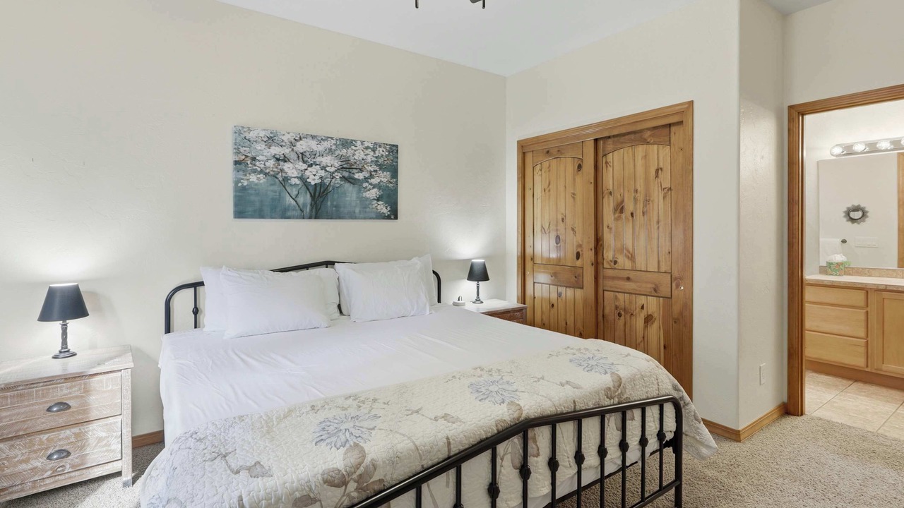 Photo of Bedroom in Pagosa Springs