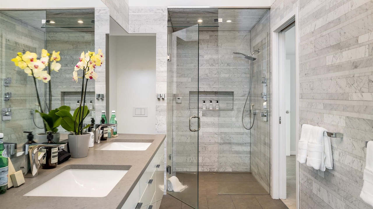 Photo of Bathroom in Wonderland Hills