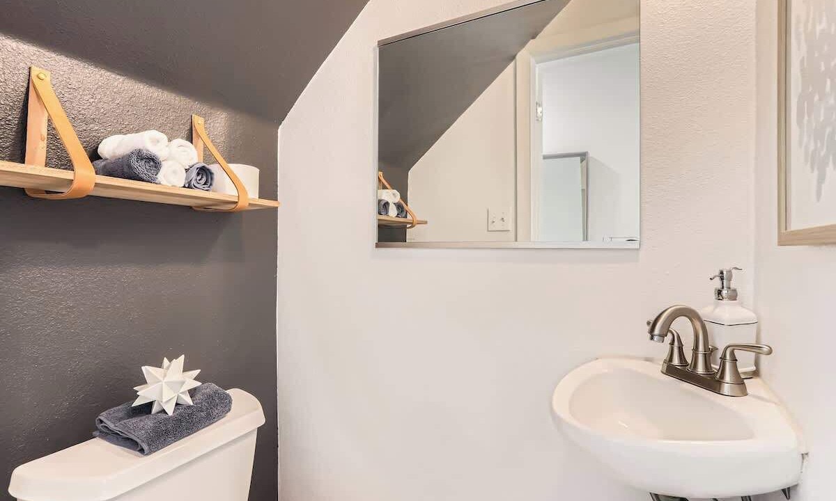 Photo of Bathroom in Lower Arapahoe