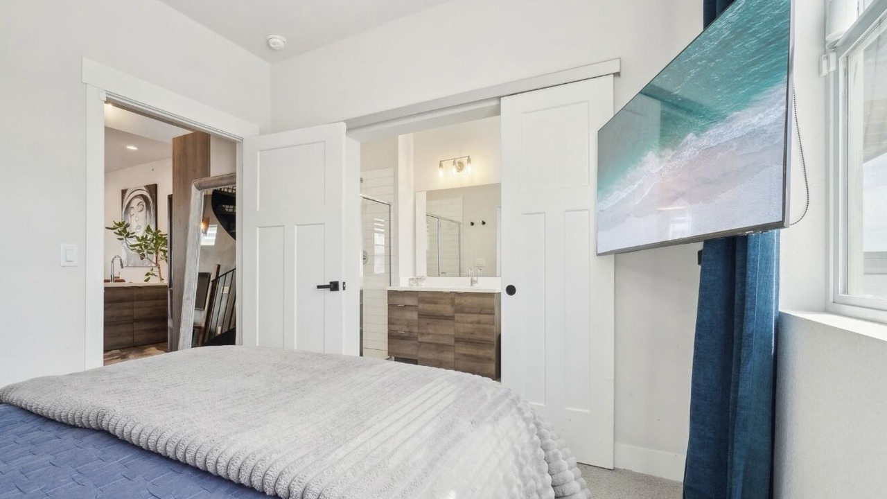 Photo of Bedroom in Berkley