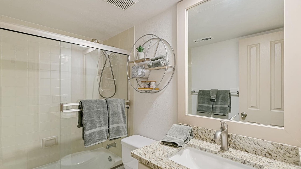 Photo of Bathroom in Englewood