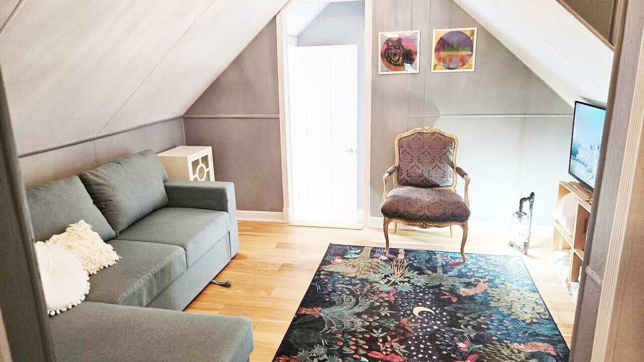 Photo of Bedroom in Historic District