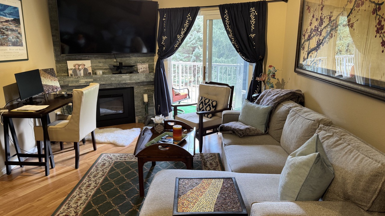 Photo of Livingroom in Mountain Star