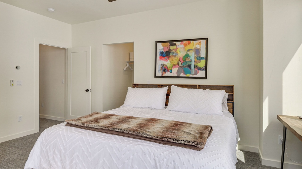 Photo of Bedroom in Silvercreek