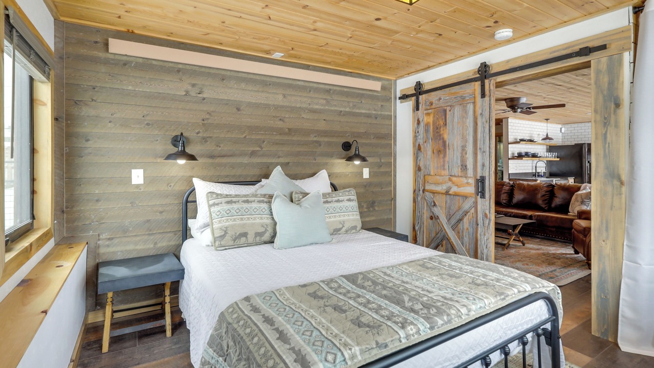 Photo of Bedroom in Granby