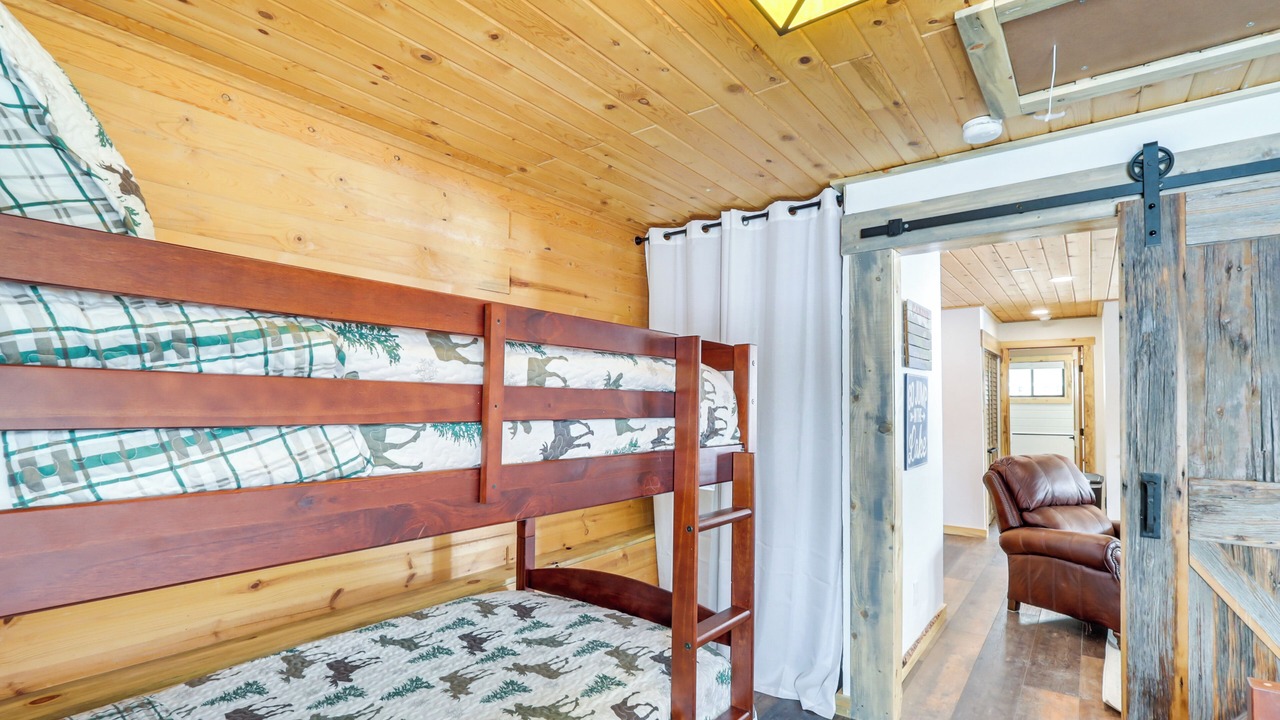 Photo of Bedroom in Granby