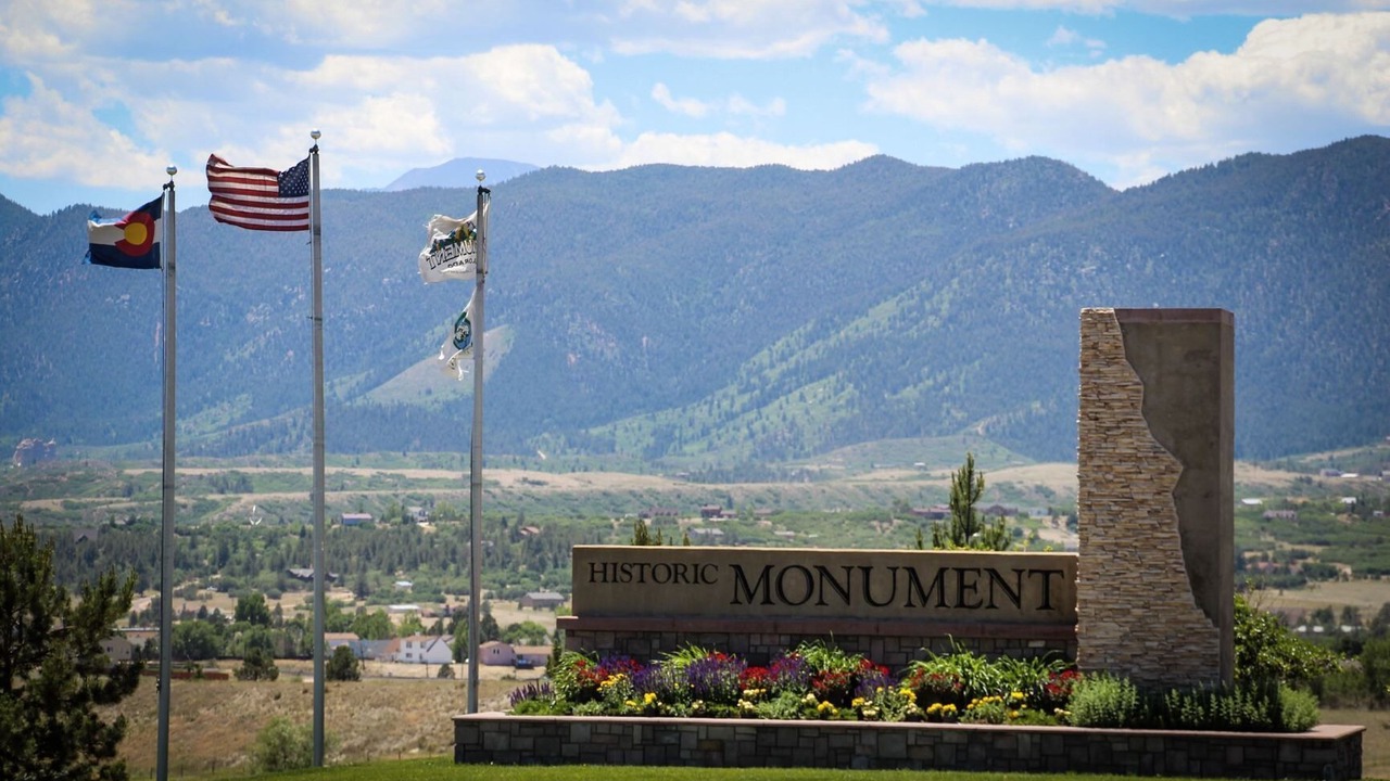 Photo of Others in Monument