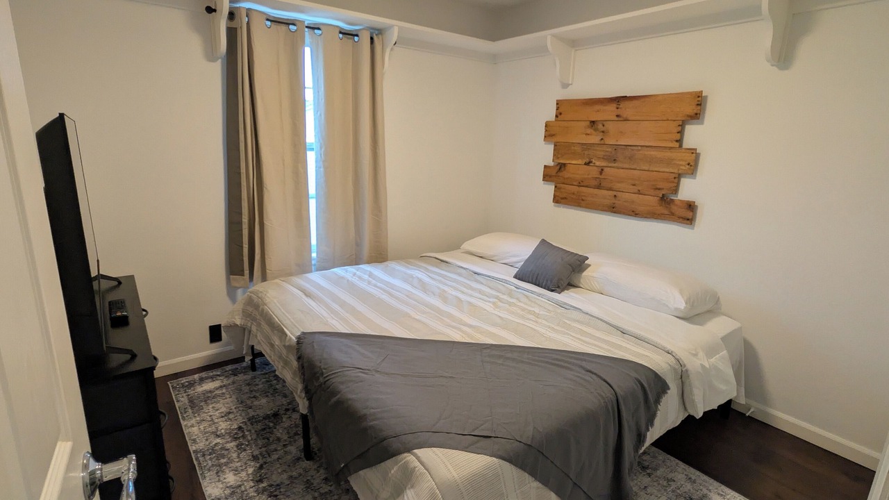 Photo of Bedroom in Monument