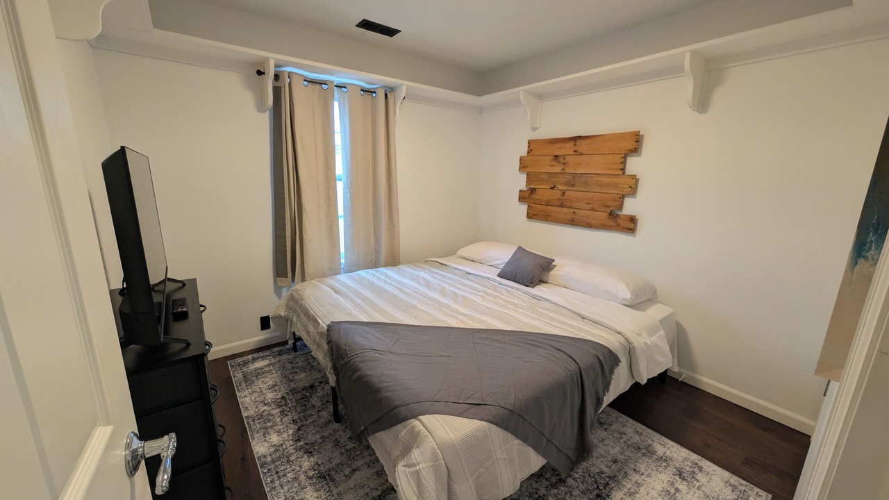 Photo of Bedroom in Monument