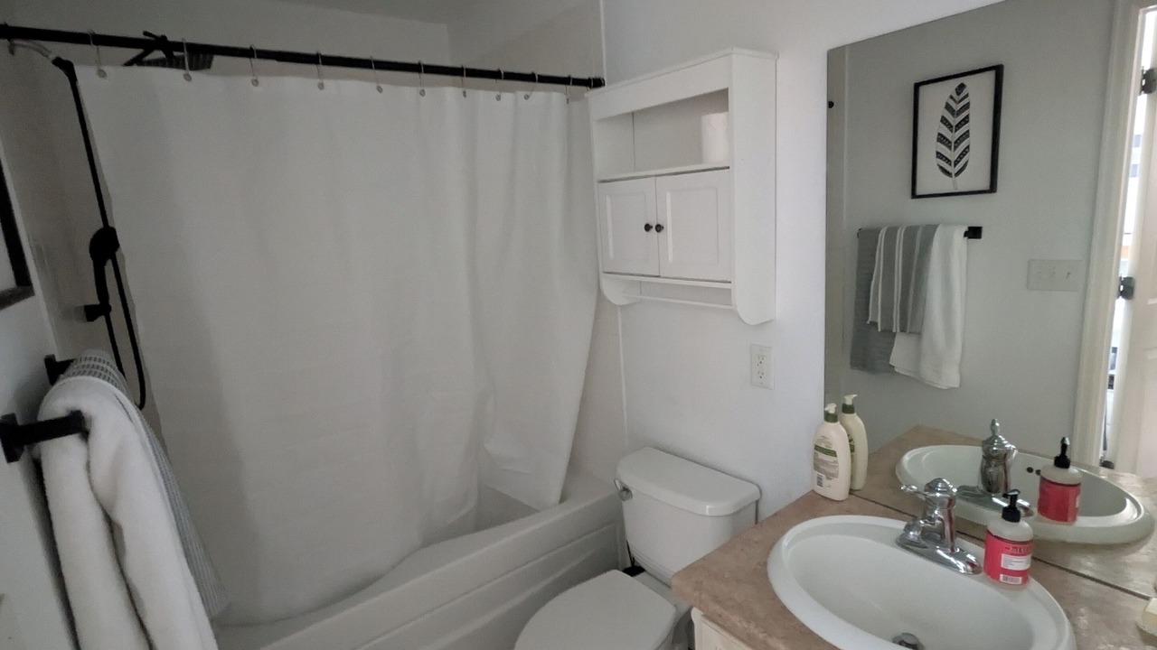 Photo of Bathroom in Monument