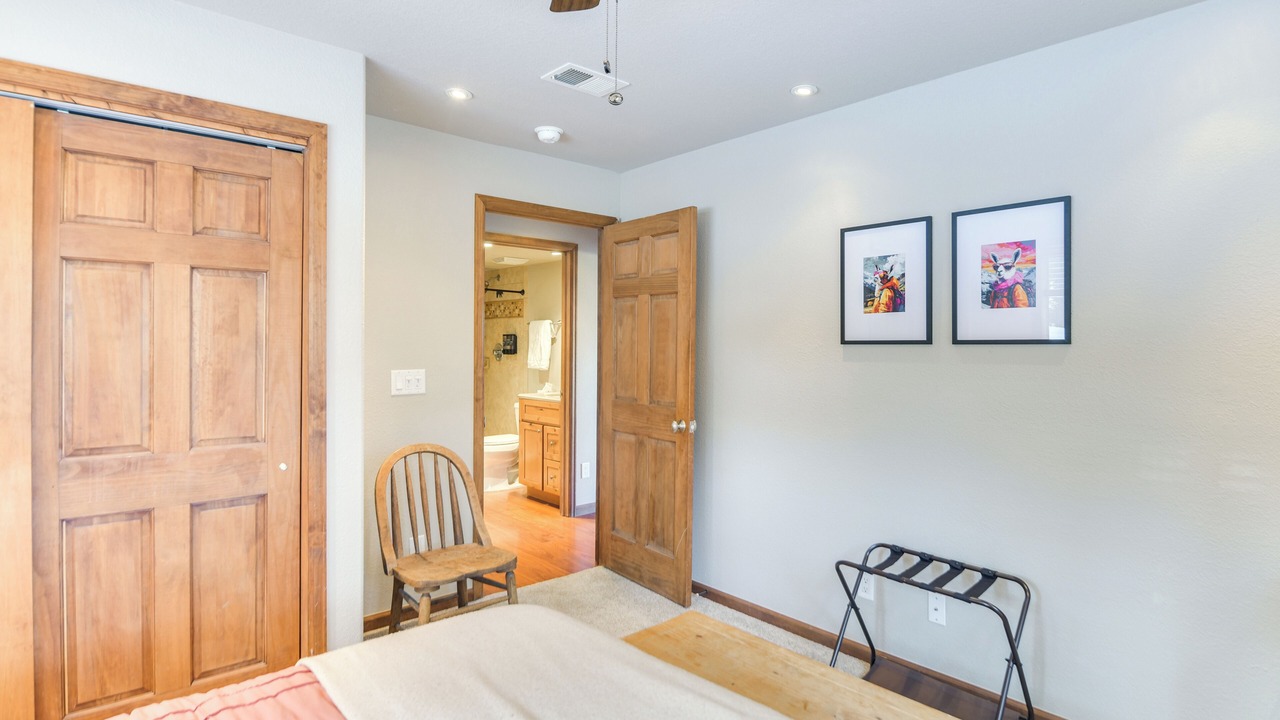 Photo of Bedroom in Valley of the Sun