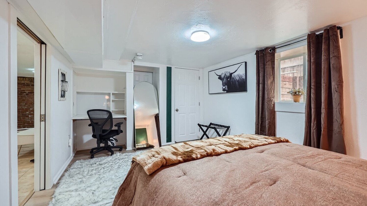 Photo of Bedroom in Congress Park