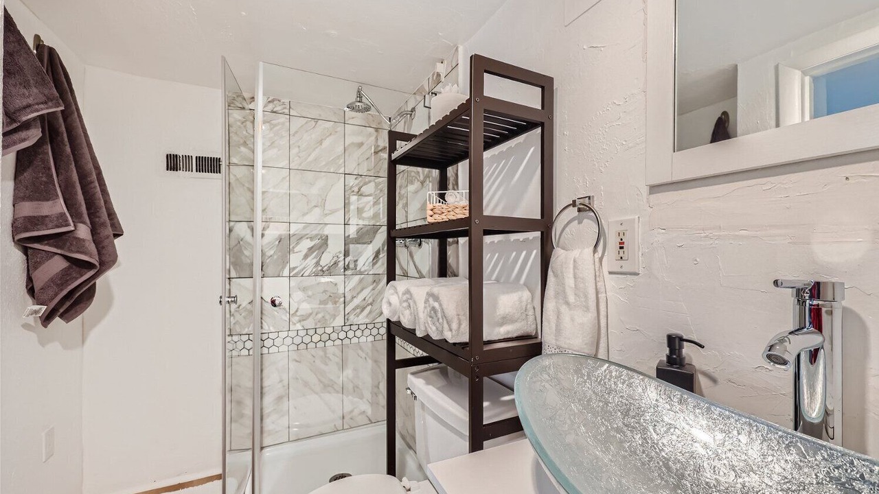 Photo of Bathroom in Congress Park