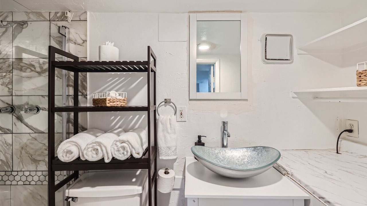 Photo of Bathroom in Congress Park