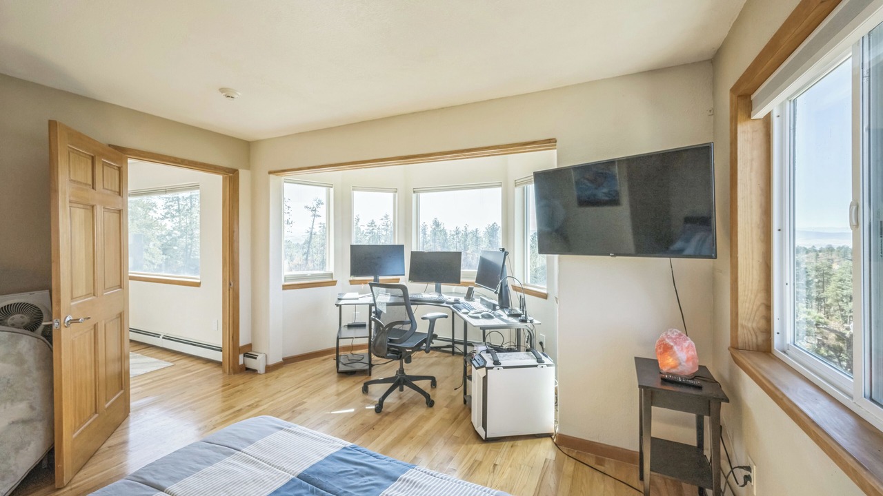 Photo of Bedroom in Castle Pines