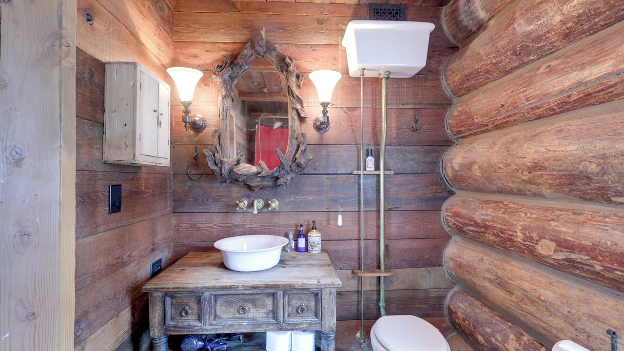Photo of Bathroom in Gypsum